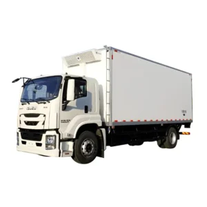 22 feet refrigerated truck ISUZU