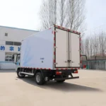 5 tons refrigerated truck SHACMAN - Image 5