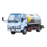 شاحنة رش مياه سعة 5000 لتر من نوع إيسوزو