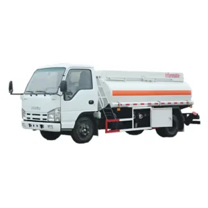 Camion-citerne ISUZU de 5000 litres