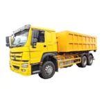 Мусоровоз с крюковым погрузчиком HOWO объемом 20 м³