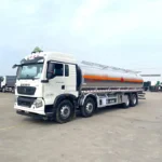 30300L Tanker Truck HOWO - Image 2