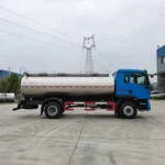 10000L Milk Transport Truck HOWO - Image 3