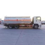 20000L Tanker Truck ISUZU – Image 4