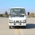 ⁦5000 Liters Sprinkler Truck ISUZU⁩ - الصورة ⁦3⁩