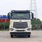 16m³ Street Sweeping Truck HOWO - Image 3